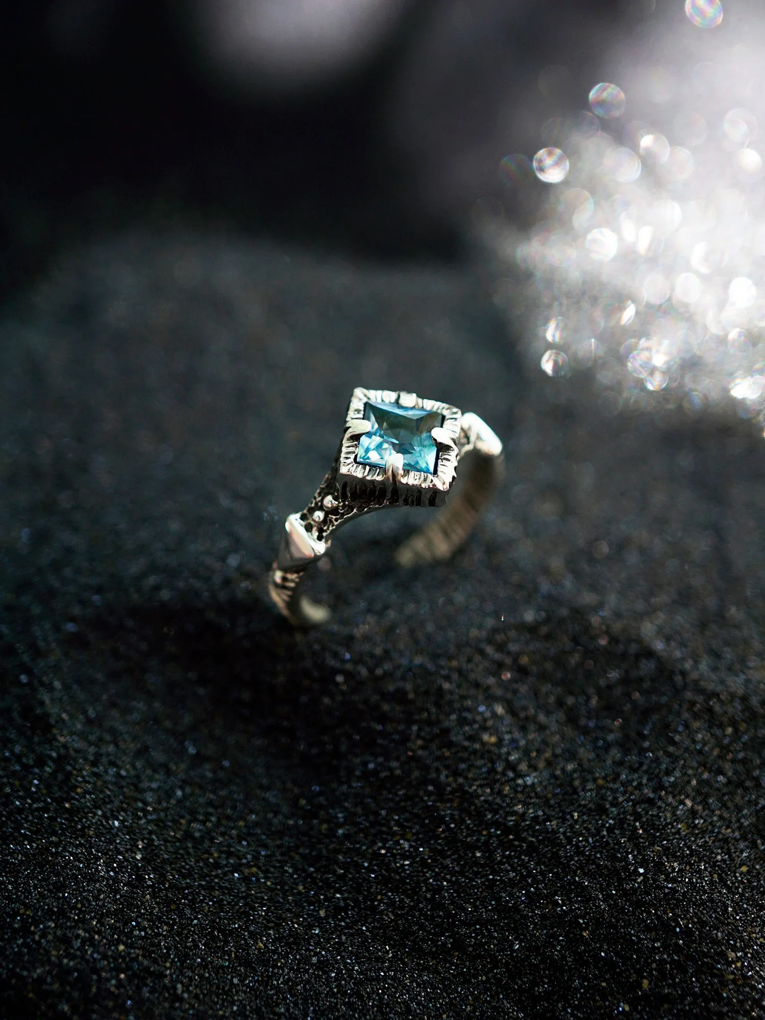 Blue Topaz ring VIRGIN BLUE