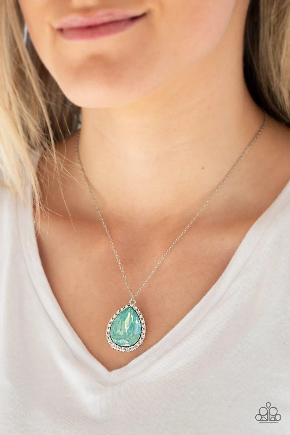 Come of Ageless Green Teardrop Gem Necklace - Paparazzi Accessories