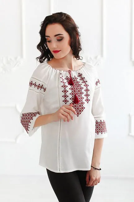 Embroidered Blouse Olena”