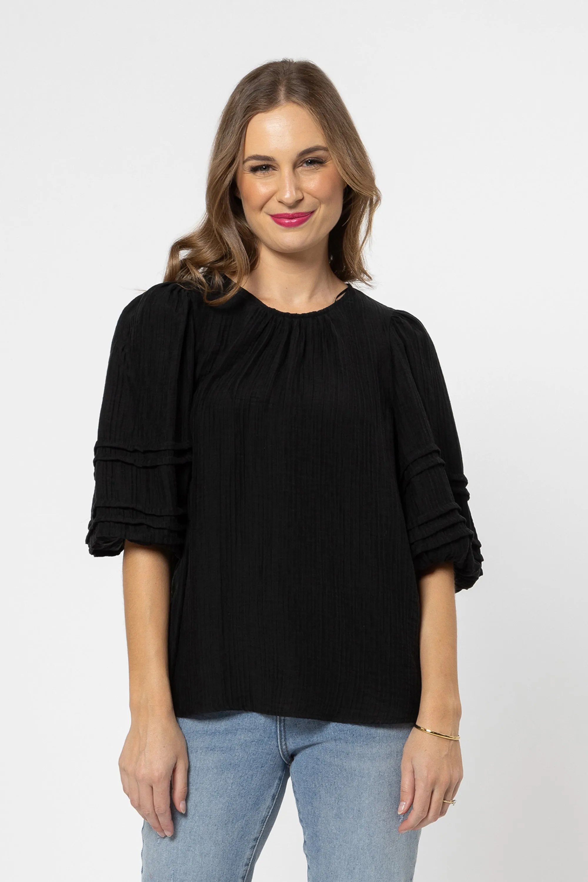 Fateful Black Linen Puff Mid Sleeve Top