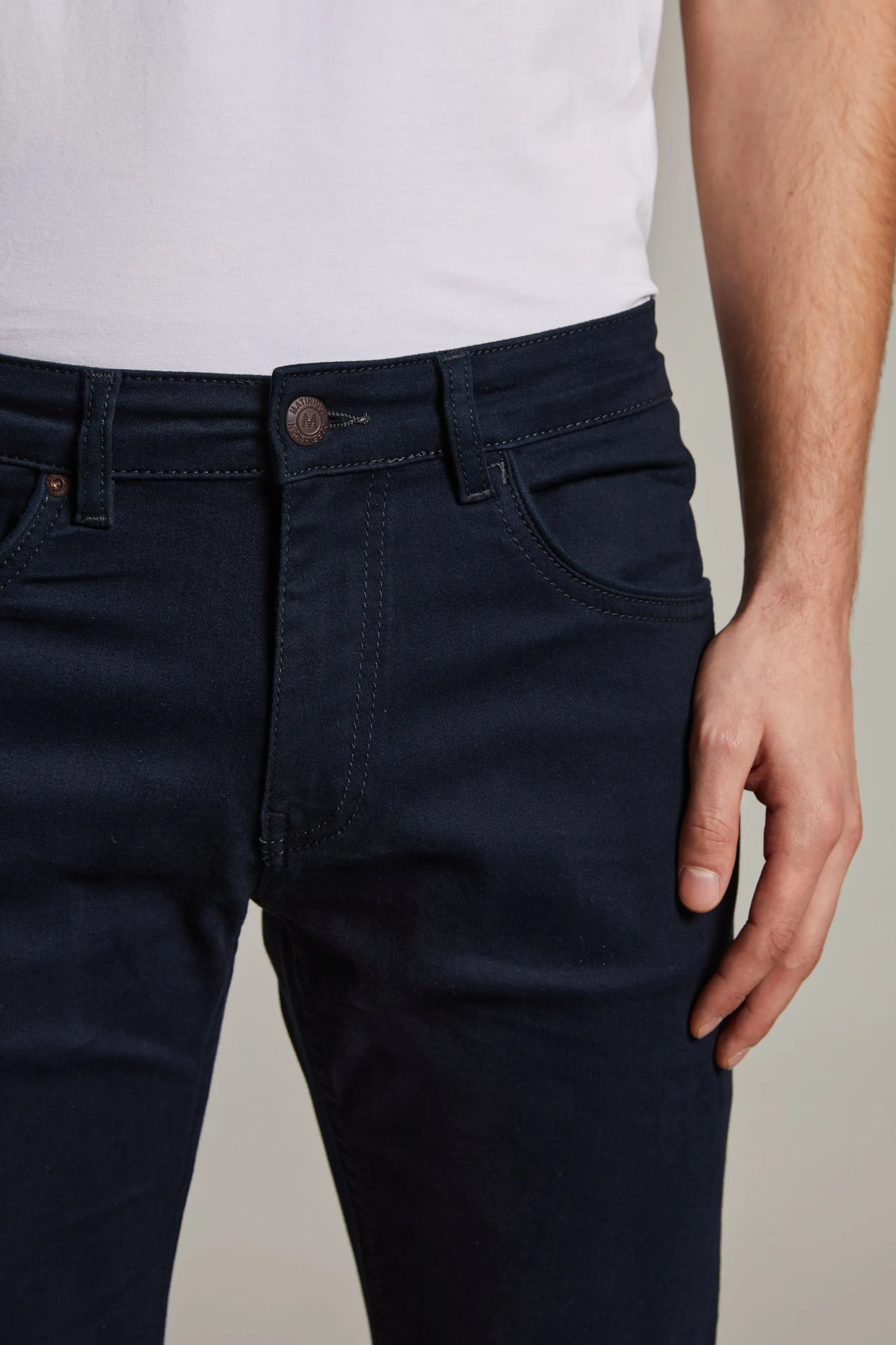 Matinique MAPete Soft Chino Slim Jeans/Navy - CORE SS24