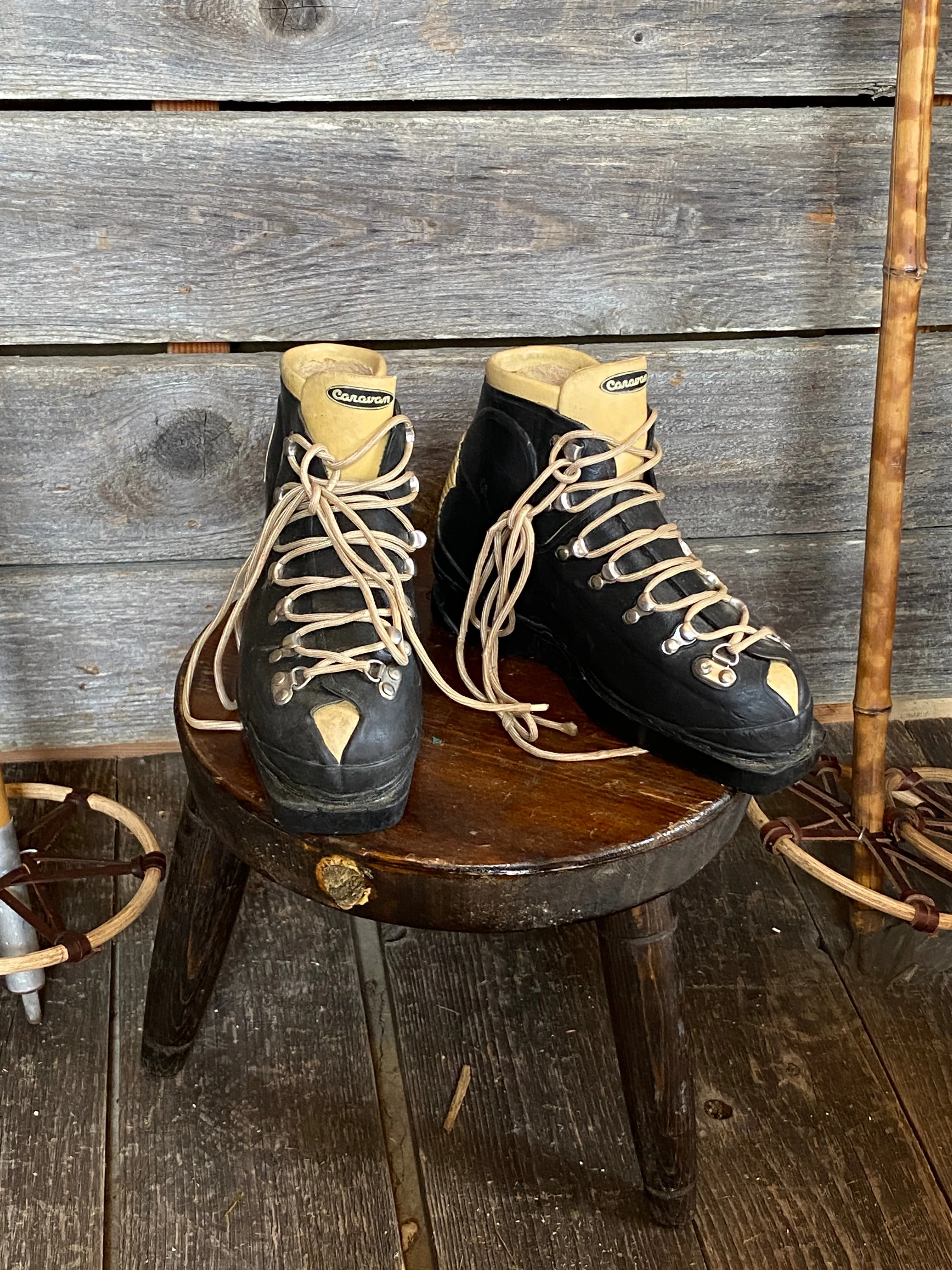 Vintage Fujikara Caravan Children's Ski Boots