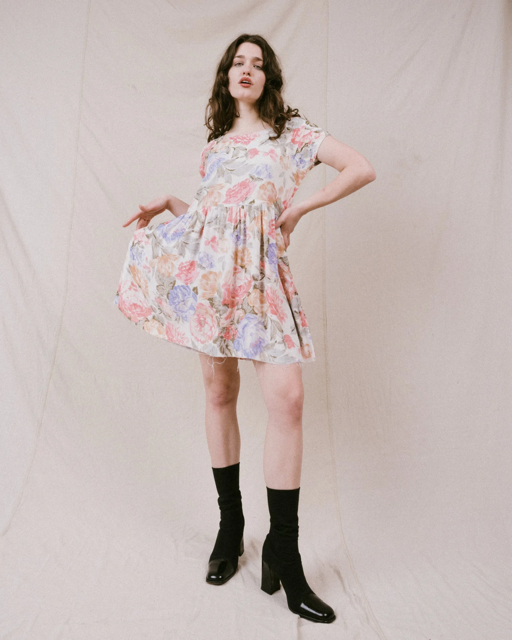 Vintage Pastel Floral Mini Dress (S/M)